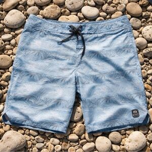 Travis Mathew Light Blue Patterned Board Shorts